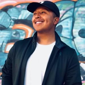 Meet your Posher, Julio